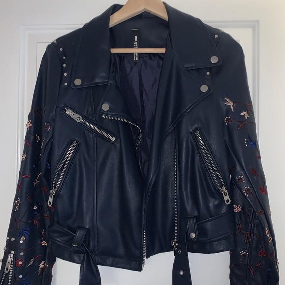 Design LABS Leather Jacket - Picture 1 of 6